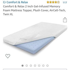 Twin XL mattress topper with 2 sheet sets